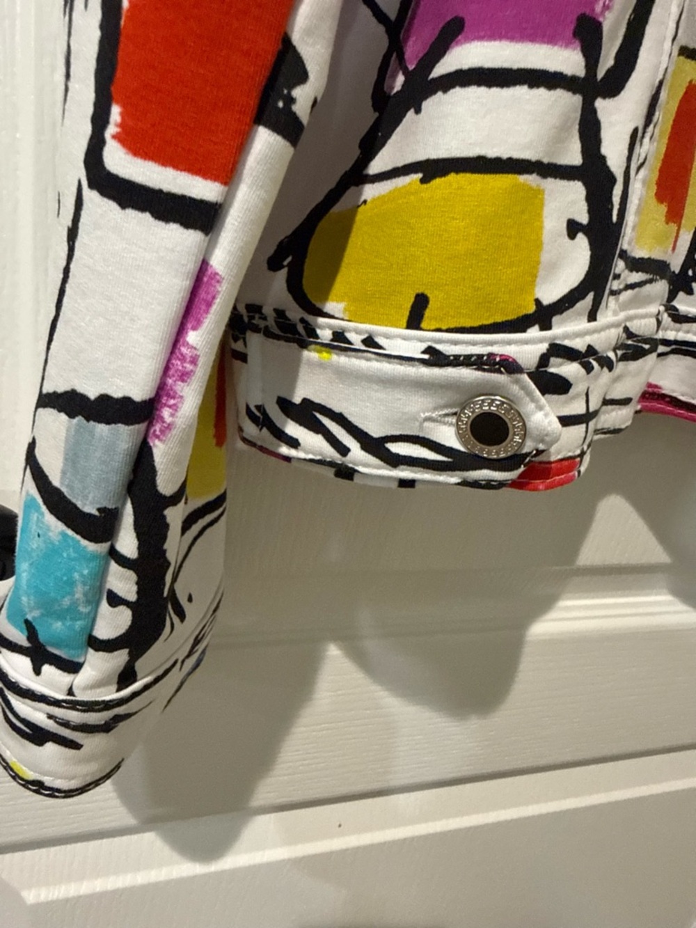 Dolcezza white jean jacket with vibrant abstract print by Luc Villard. Sz M - Picture 8 of 11